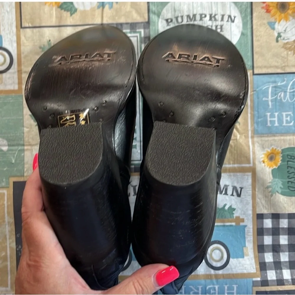 Ariat Dixon R Black Leather Western Ankle Boots Size 7B - Picture 6 of 8